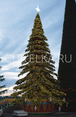 Ель уличная искусственная "Таёжная" ствольная светодинамическая