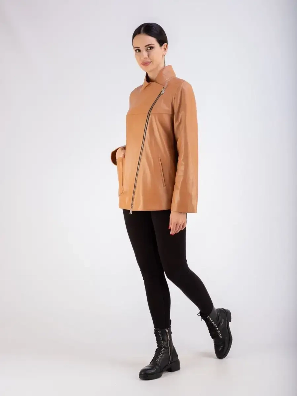 Кожаная куртка демисезонная косуха