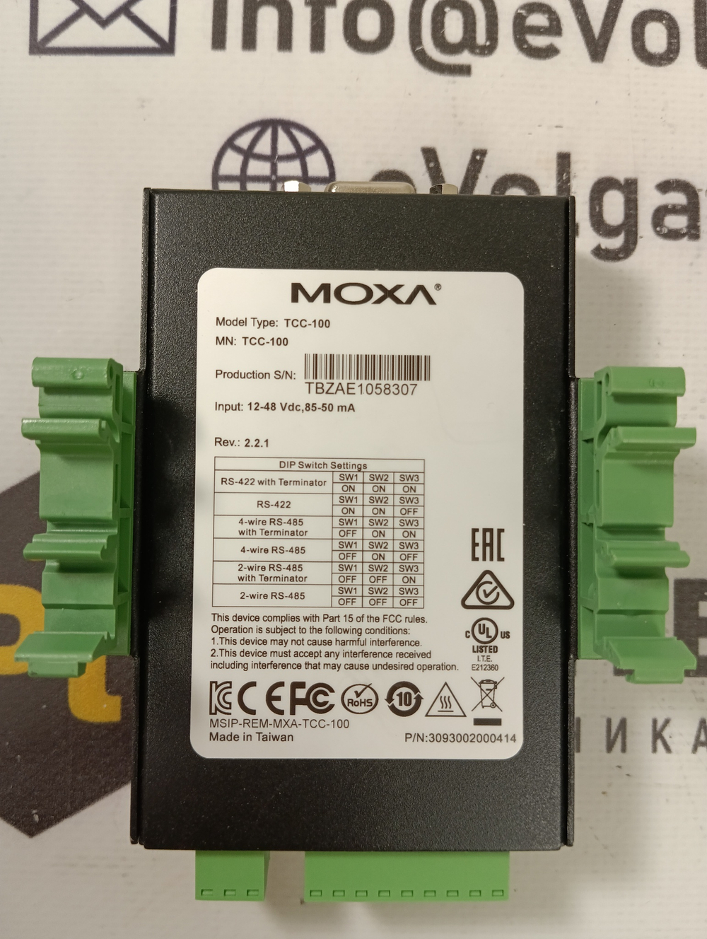 MOXA TCC-100 RS232-422/485 (с разъемами) с хранения