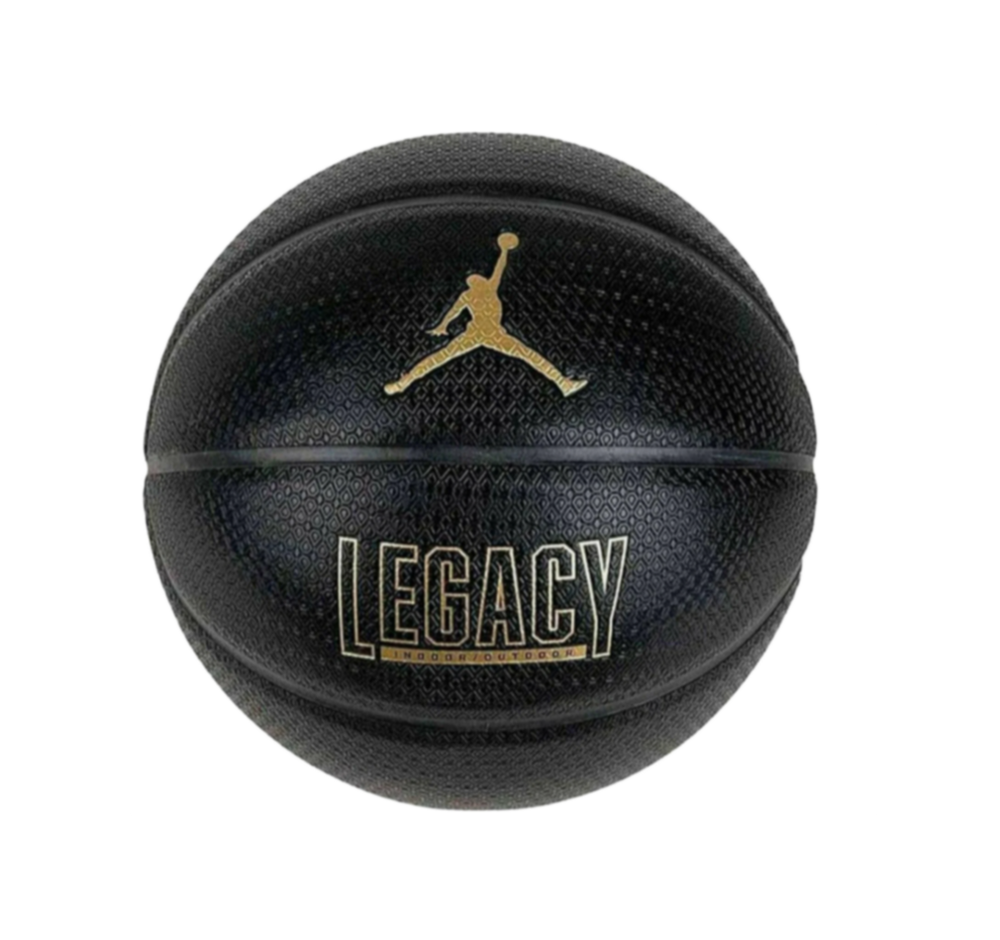 Черный баскетбольный мяч Jordan Legacy 2.0 с металлическим золотым логотипом Jumpman, размер 7, восьмипанельный дизайн на светлом фоне.
