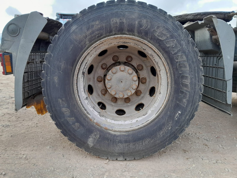 Mercedes-Benz ACTROS 4x2 Седельный тягач 1841 LS (Дизельный, 12 л, 408 л.с., АТ)