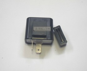 2-pin Relay winkers turn lights, electronic flasher relay. Aftermarket part, made in Thailand. 21Wx2. 6-12.8V