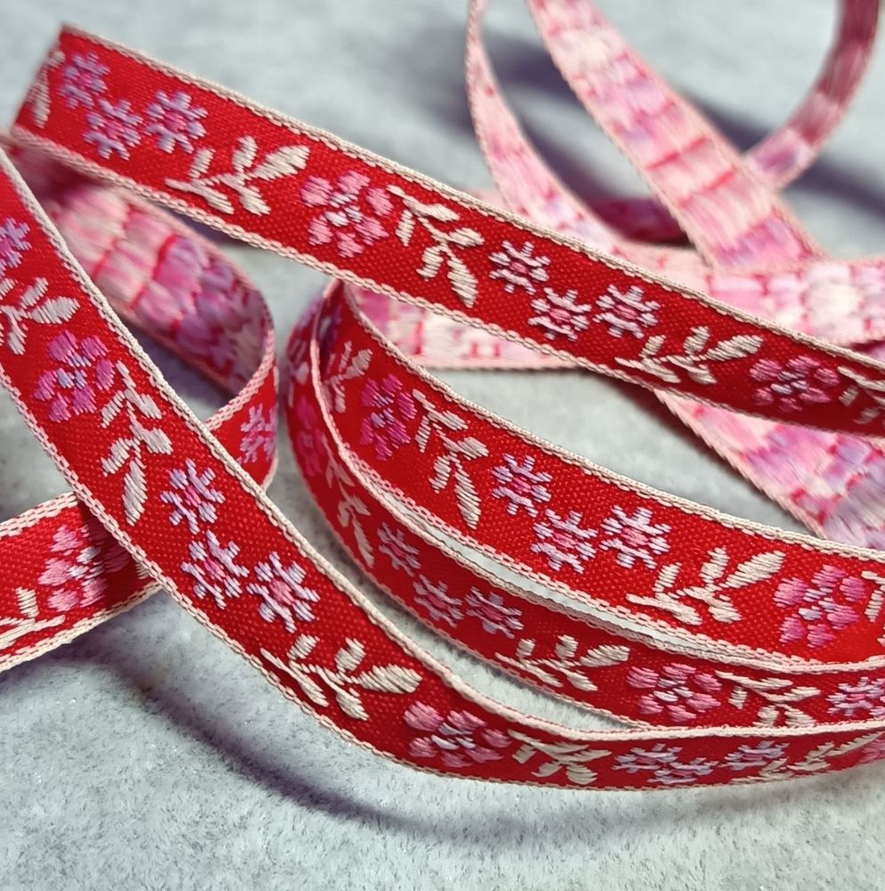 Тесьма жаккард, ш. 1,2 см, красный