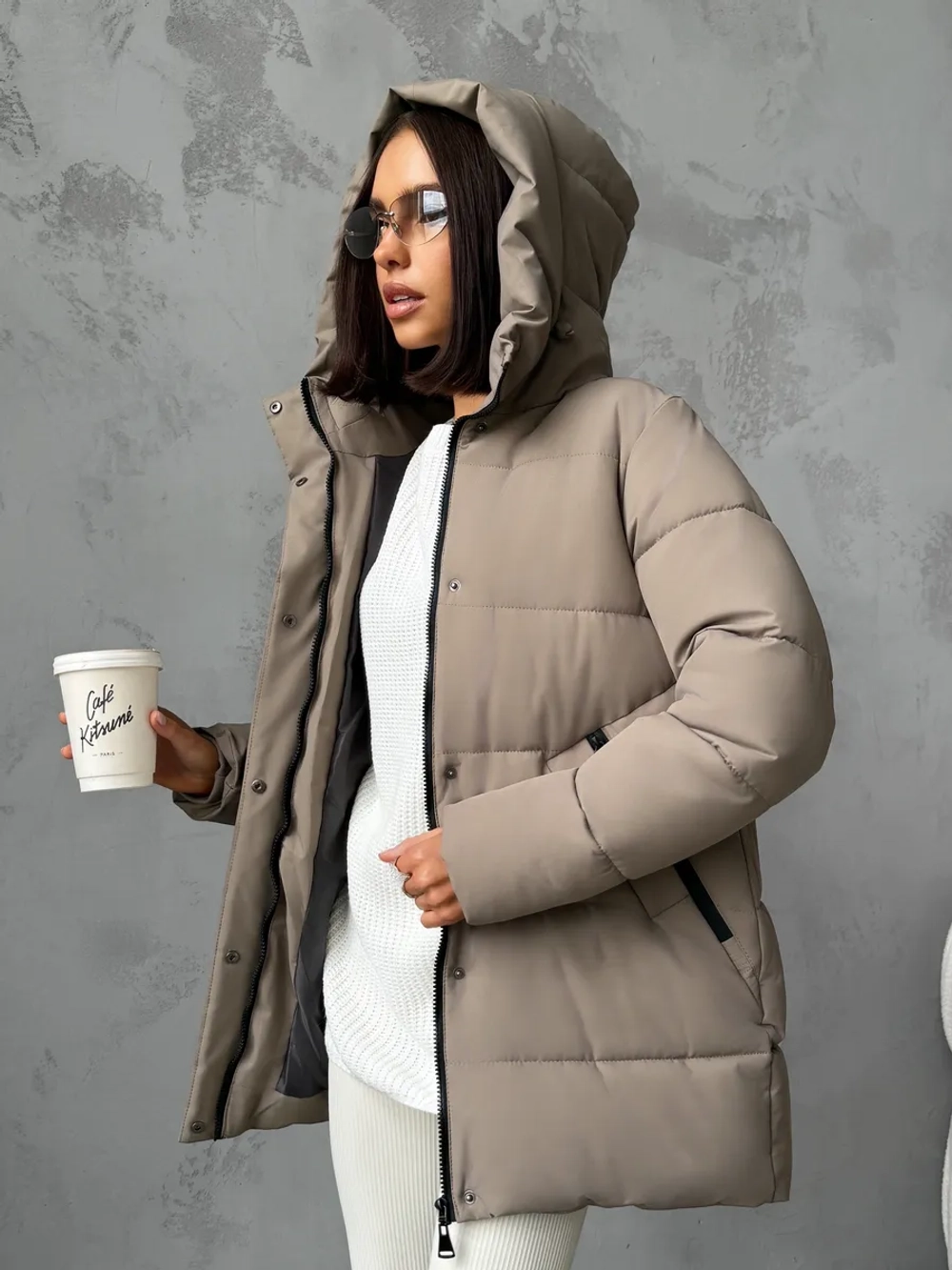 Куртка демисезонная с капюшоном удлиненная