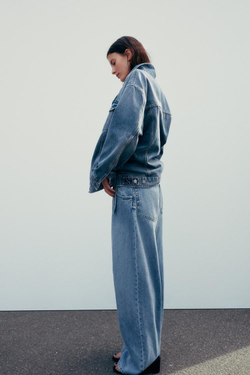 ZARA ДЖИНСЫ TRF С ВЫСОКОЙ ПОСАДКОЙ, СБОРКАМИ НА ПОЯСЕ И РЕМНЕМ, СИНИЙ