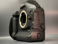 Canon EOS-1 Mark IV 148.160 кадров