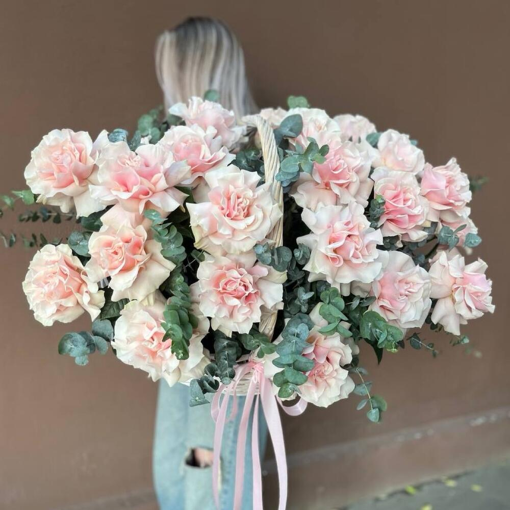 Корзина с французскими розами FLORENCE