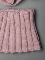 Шапка детская с помпоном на завязках