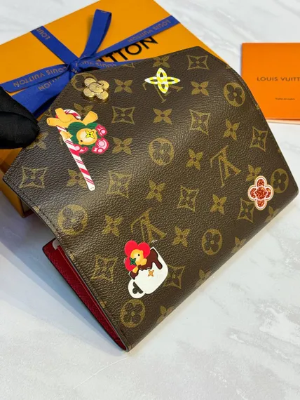Кошелек женский Louis Vuitton Sarah коричневый