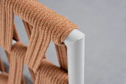 "Диего" кресло плетеное из роупа, каркас алюминий светло-серый (RAL7035) муар, роуп оранжевый меланж круглый, ткань светло-серая