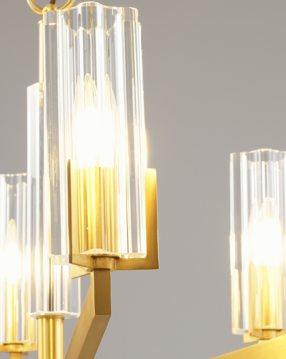 Люстра подвесная Moderli V11074-6P Brass