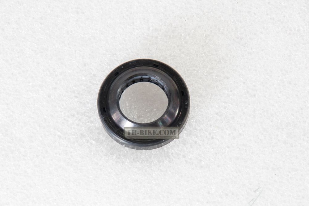 91251-KPH-901. DUST SEAL, 21X37X7 (ARAI)