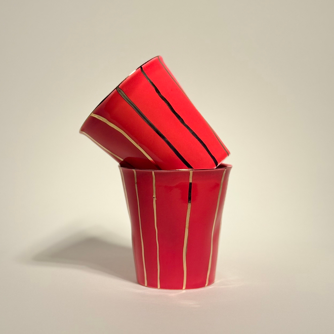 Стакан бамажный красный с полосками, золото, 220мл