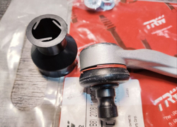 TRW JTC1182 рычаг верхний задний правый