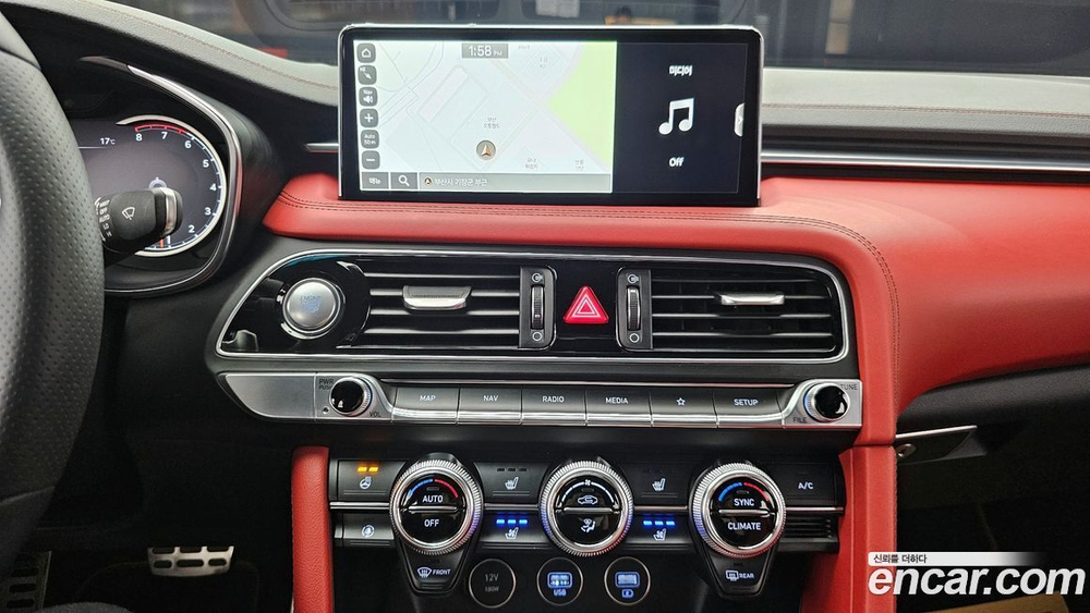 Genesis The New G70 Бензин 2.0T 2WD (01.2022)