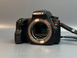 Sony Alpha SLT-A37 Kit 18-55mm 20.200 кадров