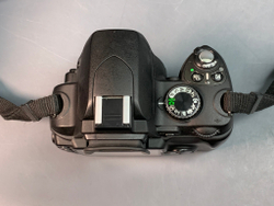 Nikon D60 Kit 18-55mm 2030 кадров