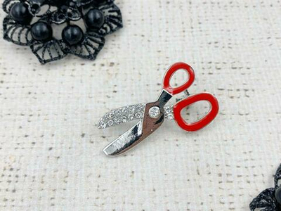 Брошь, р. 4х2,2 см