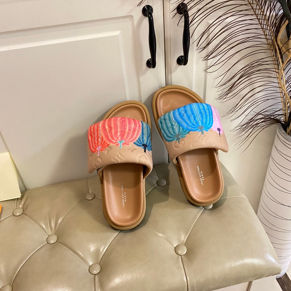 Louis Vuitton Pool Pillow Flat Comfort Mule