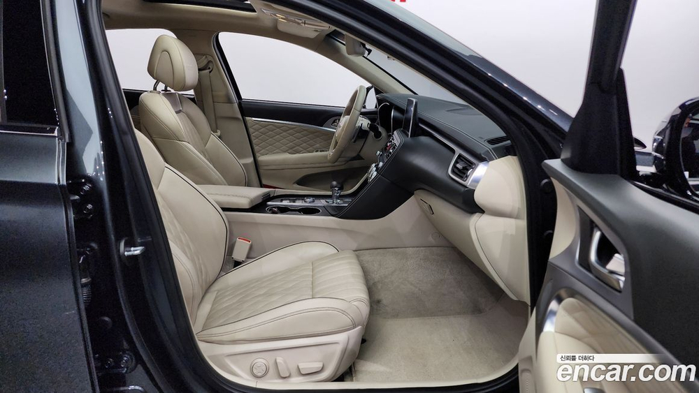 Genesis G70 2.0T AWD (07.2020)