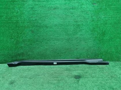 Накладка порога правая Subaru Outback 6 (19-нв)