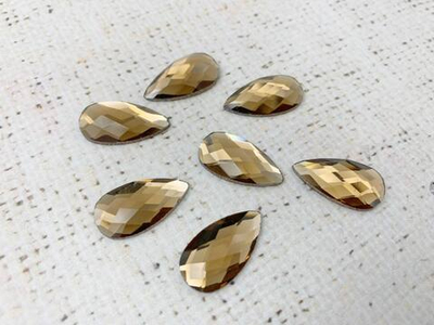 Стразы стекло клеевые, р. 2х1 см, светло-коричневый