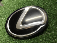 Эмблема решетки радиатора Lexus RX 3 AL10 (08-12)