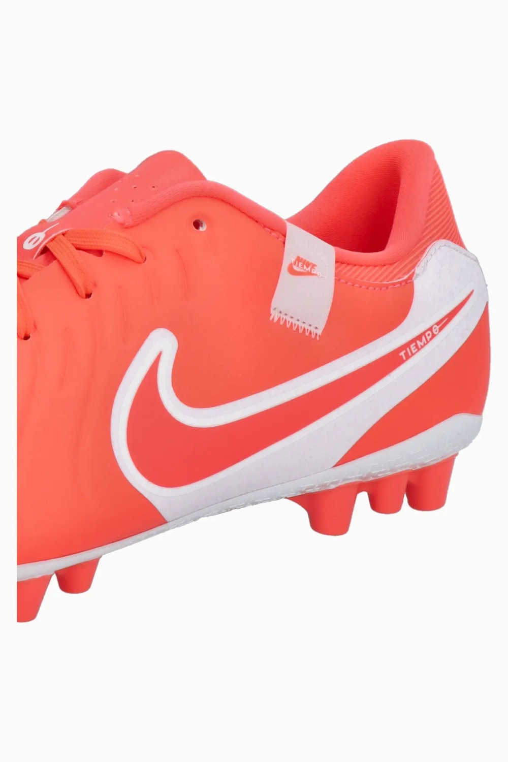Бутсы Nike Tiempo Legend 10 Academy AG - красный