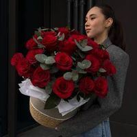 Букеты с красными розами