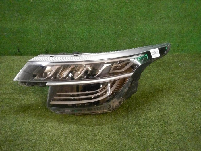 Битая Фара левая Kia Seltos (2019-н.в.) LED