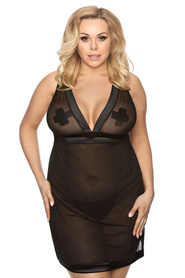 Женская прозрачная сорочка черного цвета для полных