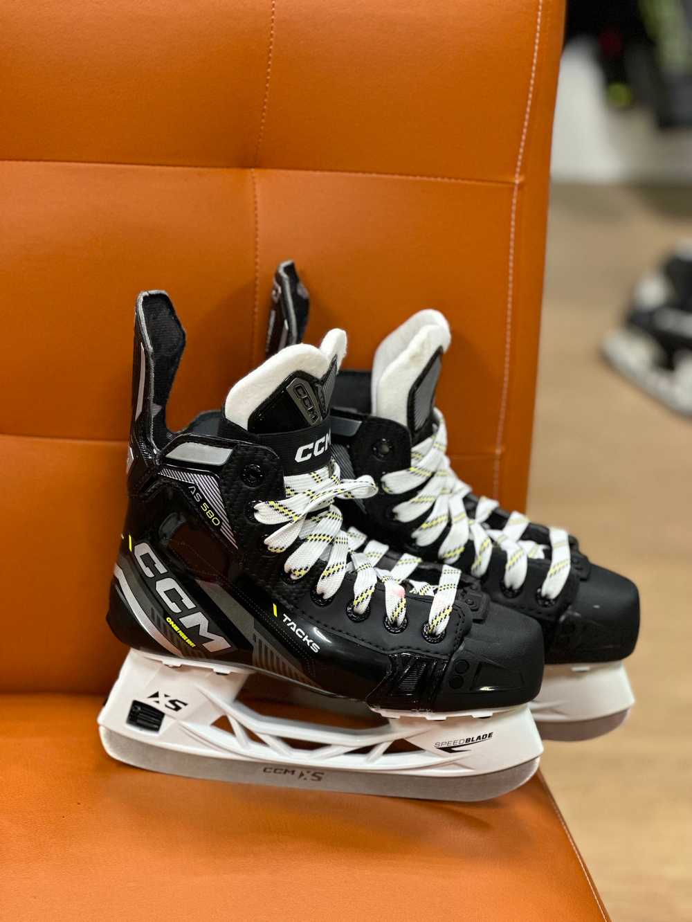 CCM TACKS AS 580 3R (EUR 36)
