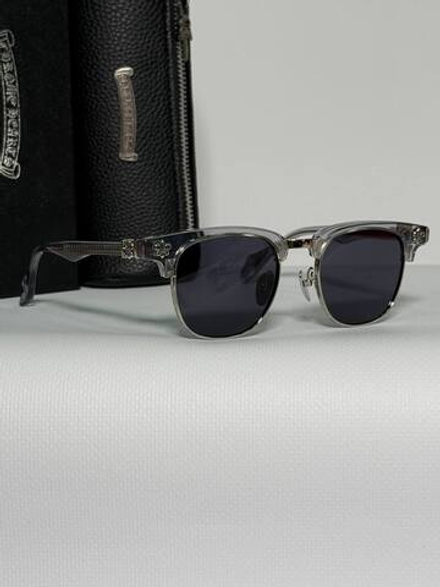 Очки солнцезащитные Chrome Hearts