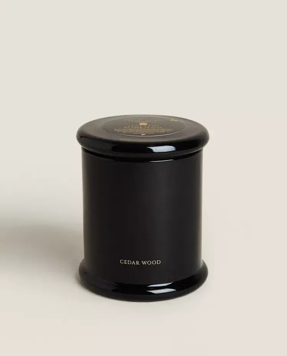ZARA HOME АРОМАТИЧЕСКАЯ СВЕЧА CEDAR WOOD SCENTED CANDLE (350 Г)