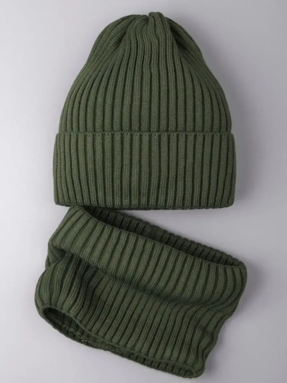 Шапка для мальчика со снудом осенняя