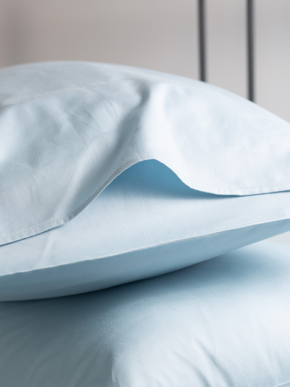 Наволочки 50х70 небесная BLOOM