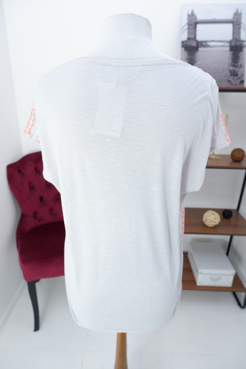 Футболка Comma из вискозы 48 размер