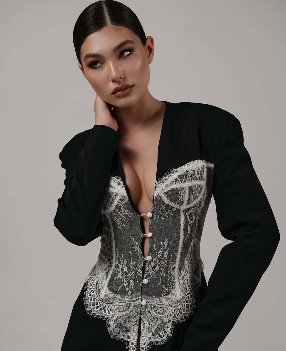 Жакет "Белоснежка", черный