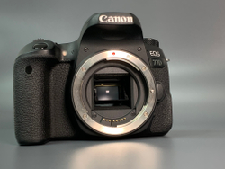 Canon EOS 77D 33.000 кадров