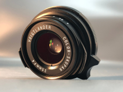 Voigtlander 25mm F4