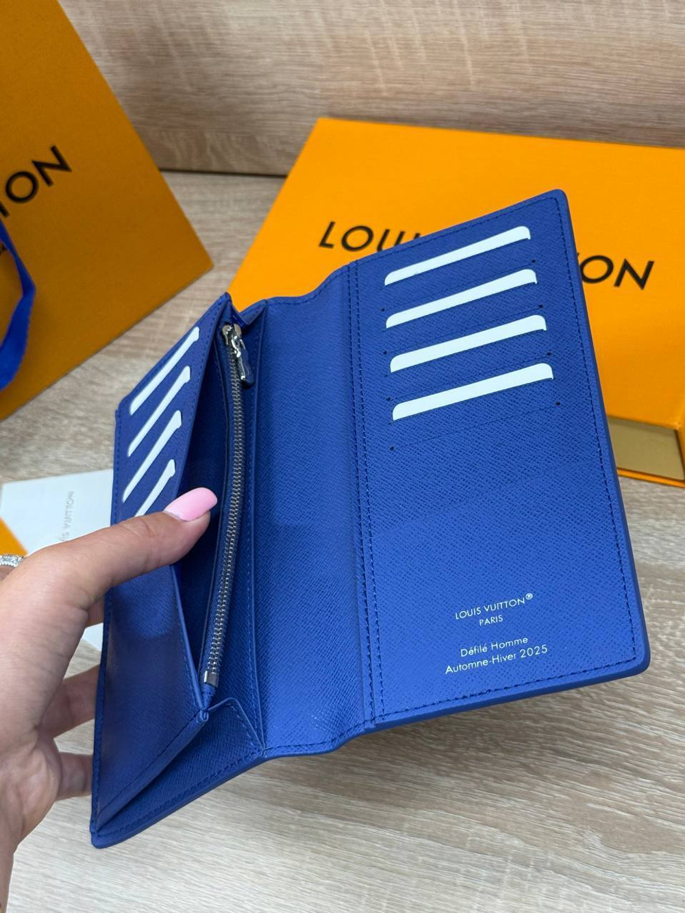 Кошелек Louis Vuitton