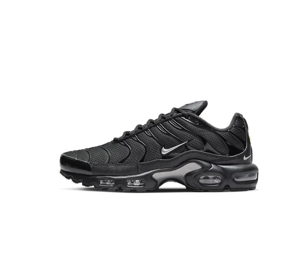 Кроссовки Nike AIR MAX PLUS