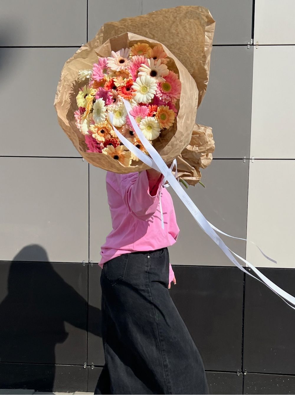 Моно букет из гербер различных оттенков