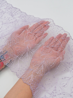 Вышивка на сетке лавандовая неэластичная ширина 24,5 см