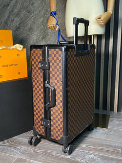 Чемодан Louis Vuitton