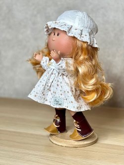 Кукла Nines виниловая 30см MIA CASE (3402A)