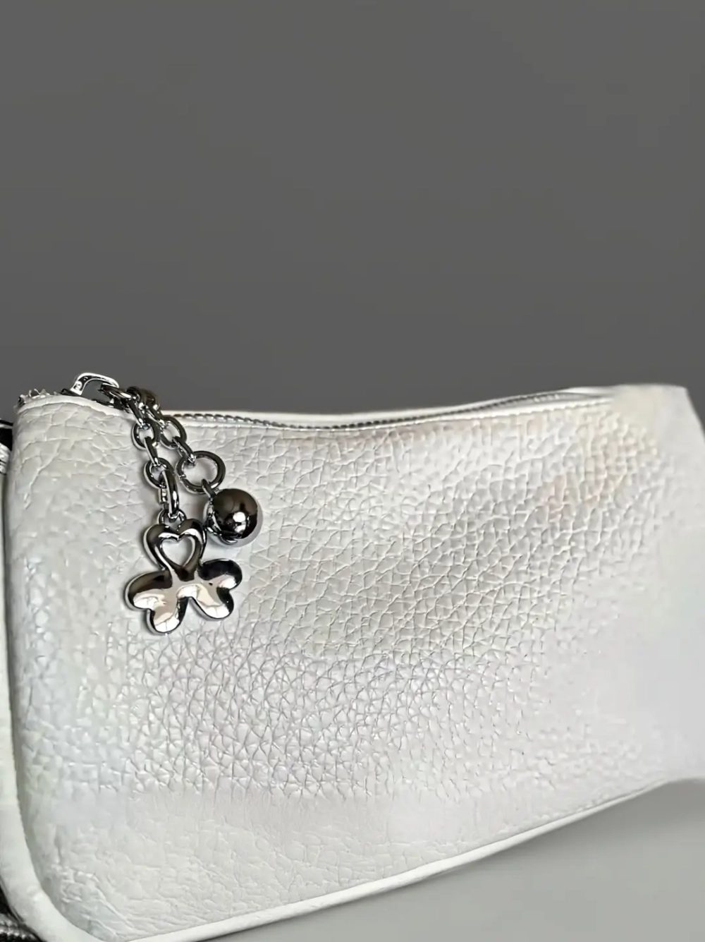 Сумка женская кросс-боди экокожа белая QOZA