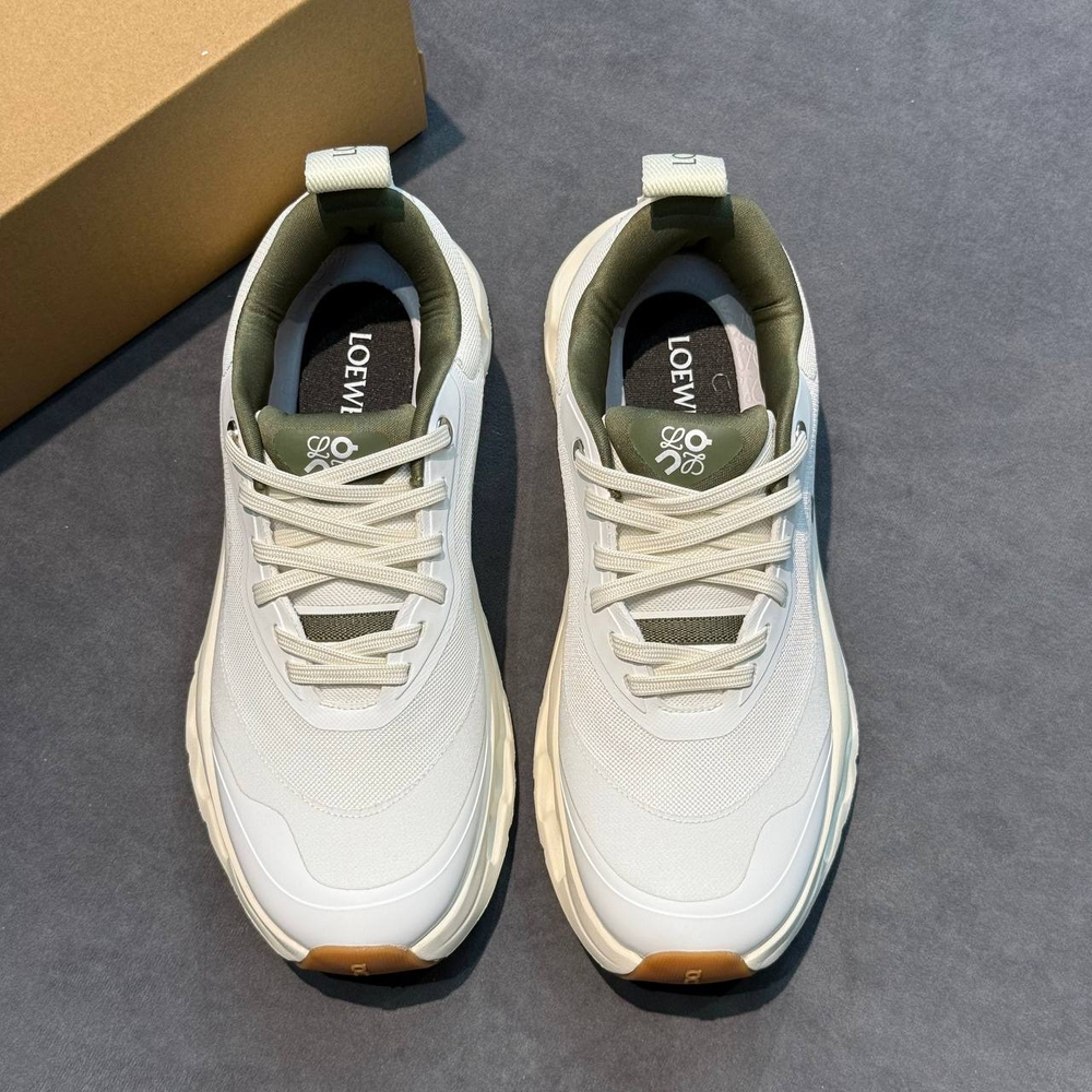 Кроссовки Loewe