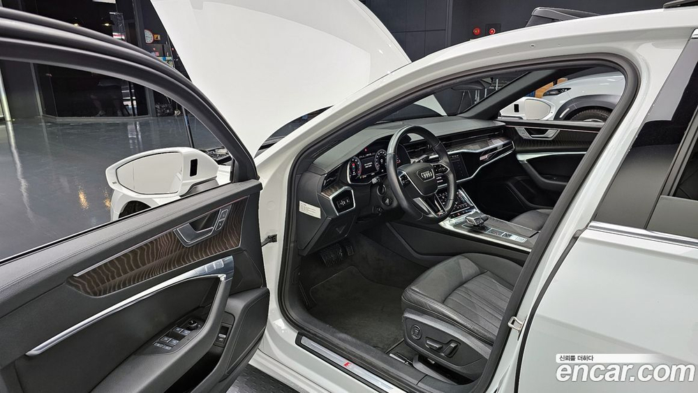 Audi A6 (C8) 45 TFSI Quattro Premium (12.2019)