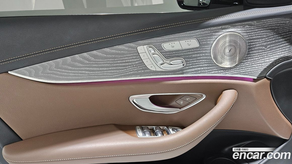 Mercedes-Benz E-Class W213 E350 4MATIC Avangarde (04.2022)